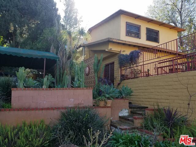 1422 Cerro Gordo St in Los Angeles, CA - Building Photo