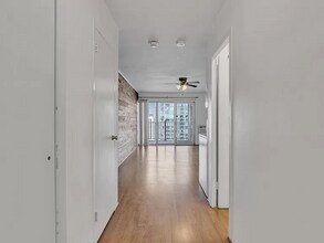 3415 West End Ave in Nashville, TN - Foto de edificio - Building Photo