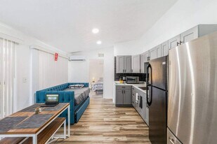 2301 Carlton Dr, Unit ID1094195P in Orlando, FL - Building Photo