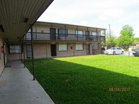 6301 Calhoun Rd in Houston, TX - Foto de edificio - Building Photo