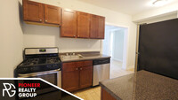 1450 W Byron St, Unit 3902-GDN in Chicago, IL - Building Photo - Building Photo