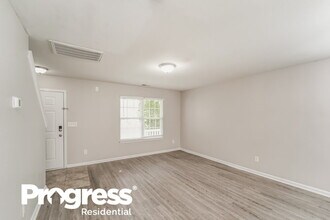 5141 Autumn Oak Dr in Charlotte, NC - Building Photo - Building Photo