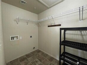 9027 E 31st Ln in Yuma, AZ - Building Photo - Building Photo