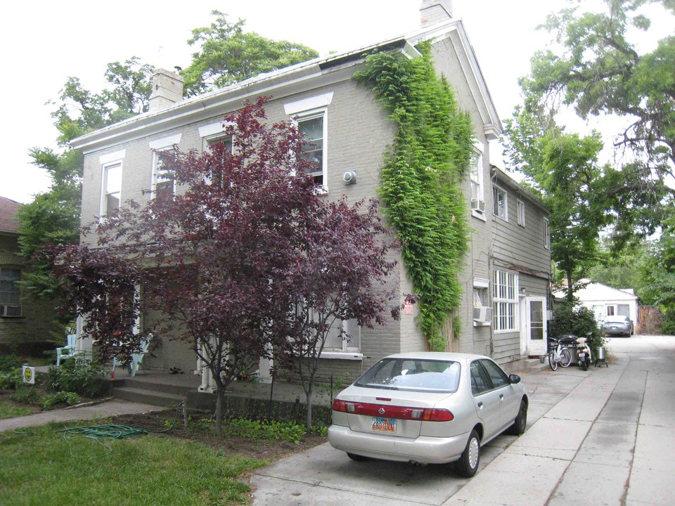 319 E 100 N in Provo, UT - Foto de edificio