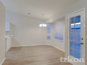 9510 E Flanders Rd in Mesa, AZ - Building Photo - Building Photo