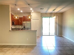 9768 Pembrooke Pines Dr in Sun City Center, FL - Building Photo - Building Photo