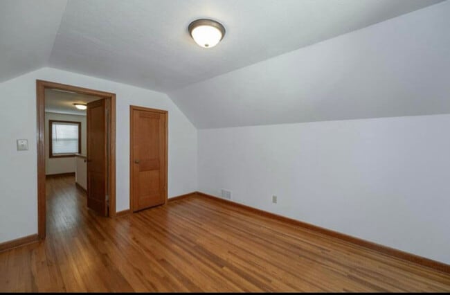 1015 8th Ave NW in Rochester, MN - Foto de edificio - Building Photo