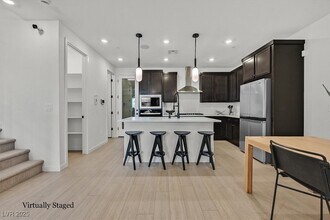 11407 Ethereal Lndg Ave in Las Vegas, NV - Building Photo - Building Photo