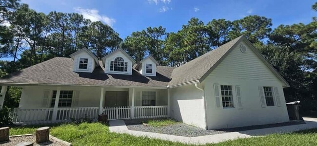 15941 Mellen Ln in Jupiter, FL - Building Photo - Building Photo