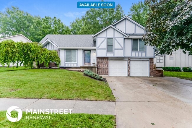 property at 4917 S Kendall Dr