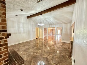3010 Pine St in Galveston, TX - Building Photo - Building Photo