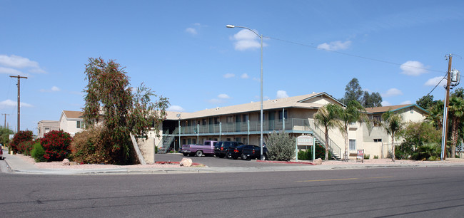 Lone Cactus in Phoenix, AZ - Building Photo - Building Photo