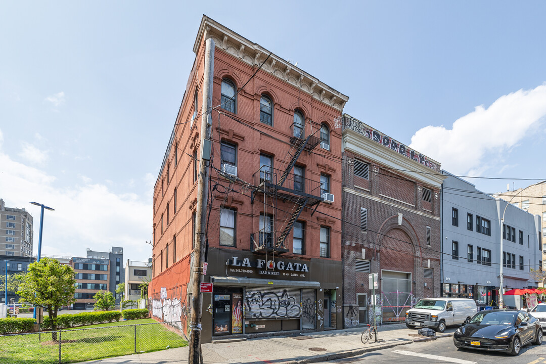 1549 Gates Ave in Brooklyn, NY - Building Photo