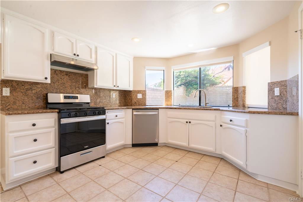 12055 Turtle Springs Ct in Los Angeles, CA - Building Photo