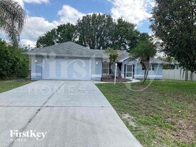 2173 Alliance Ave in North Port, FL - Building Photo