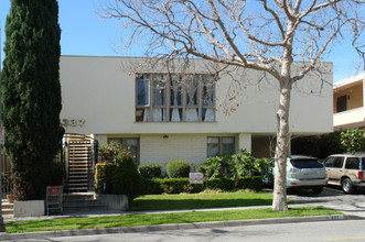 337 S Rexford Dr in Beverly Hills, CA - Foto de edificio - Building Photo