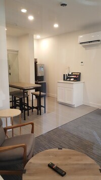 51 Queensberry St photo'