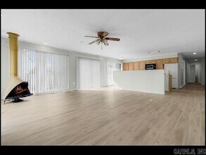 500 Nan Cir in Little Rock, AR - Building Photo - Building Photo