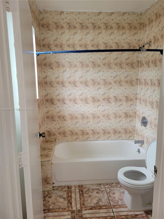 14815 NE 8th Ct in Miami, FL - Building Photo - Building Photo