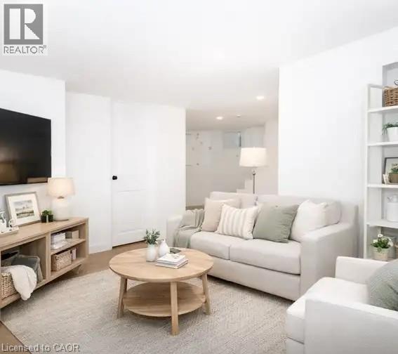 249 Emerald St N in Hamilton, ON - Building Photo - Building Photo