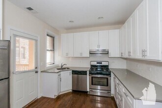 1819 W Leland Ave in Chicago, IL - Building Photo - Building Photo