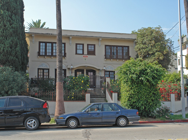 1843 Wilcox Ave in Los Angeles, CA - Building Photo - Building Photo