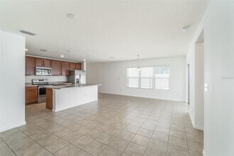 11220 Gold Compass St in Gibsonton, FL - Building Photo - Building Photo