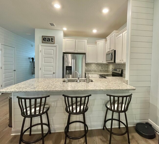 property at 48 Sandhill Pines Dr