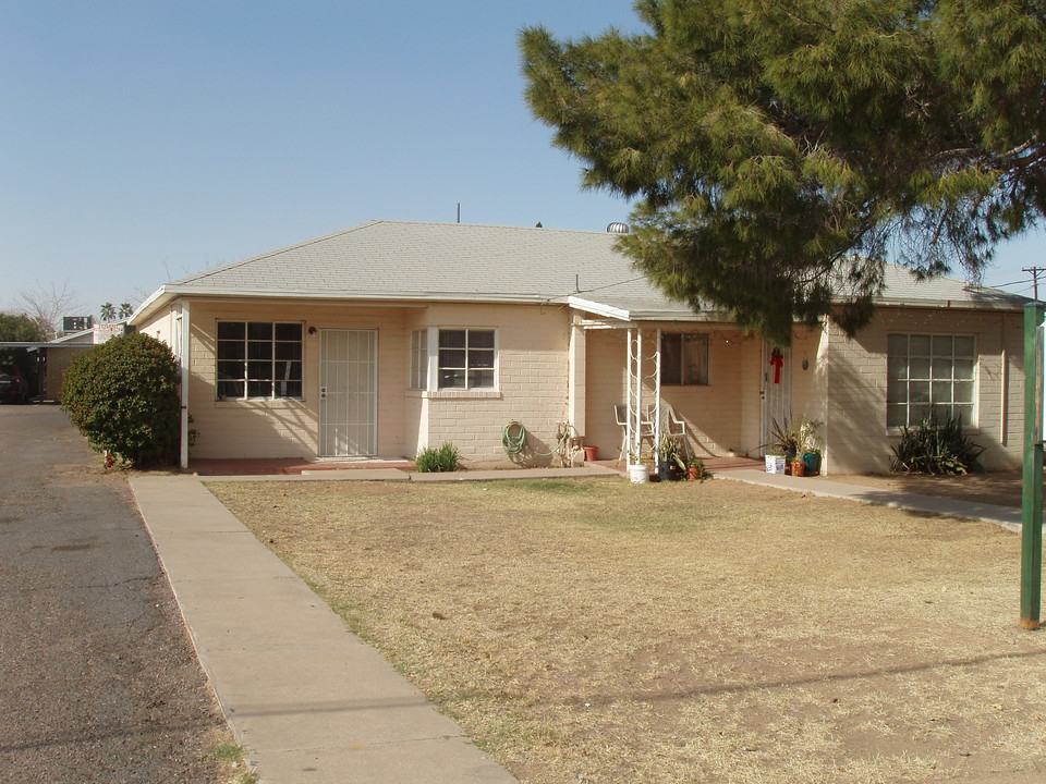 17th Ave Manor Apartments in Phoenix, AZ - Building Photo