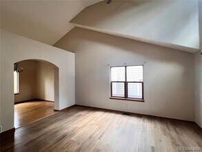 9937 Spring Hill Ln in Highlands Ranch, CO - Foto de edificio - Building Photo