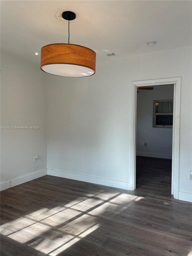property at 1020 SW 5th St