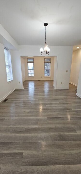 2251 Annapolis Rd in Baltimore, MD - Building Photo