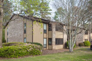Windsor Park Apartments in Columbus, GA - Building Photo