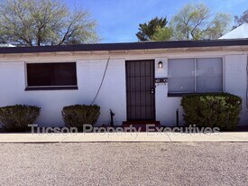 4243 E Lee St in Tucson, AZ - Building Photo