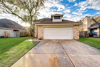 2115 Foundary Dr in Katy, TX - Building Photo - Building Photo