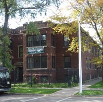 1454 N Luna Ave Apartments