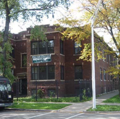 1454 N Luna Ave in Chicago, IL - Building Photo