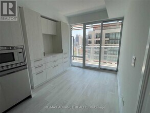 18-1318 Maitland Terrace in Toronto, ON - Building Photo - Building Photo