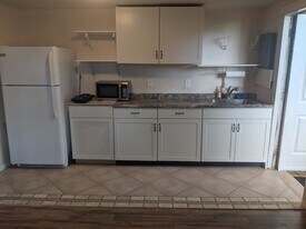406 N Osprey Ave, Unit b in Sarasota, FL - Building Photo