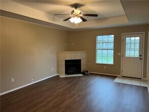 2408 Chanel St in Siloam Springs, AR - Building Photo - Building Photo