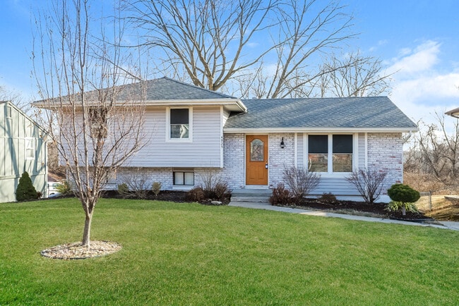 property at 4925 NW Fisk Ave