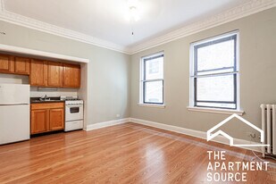 3835 N Fremont St, Unit 506 in Chicago, IL - Building Photo