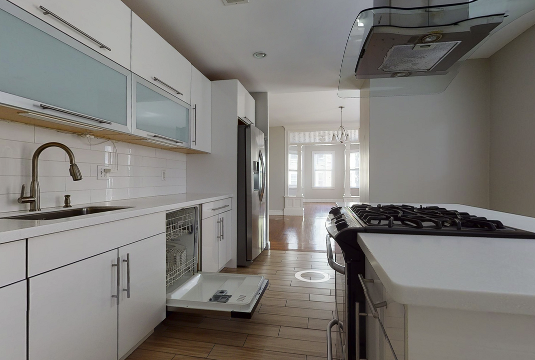 20 Marie Ave, Unit 2 in Cambridge, MA - Foto de edificio