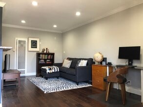 4633 Marine Ave, Unit 258 in Lawndale, CA - Foto de edificio - Building Photo