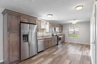 201 9th Ave in Shalimar, FL - Building Photo - Building Photo