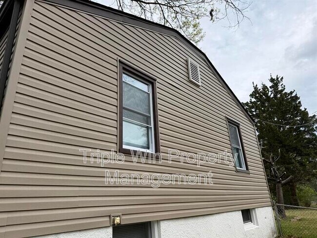 10508 Druid Dr in St. Louis, MO - Building Photo - Building Photo