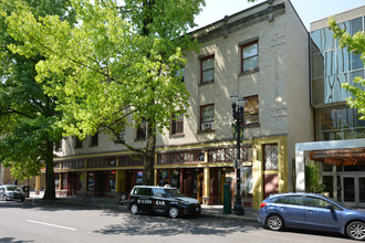 Musolf Manor in Portland, OR - Foto de edificio - Building Photo