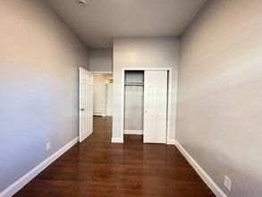 49 Fleming Ave, Unit 3 in Newark, NJ - Building Photo - Building Photo