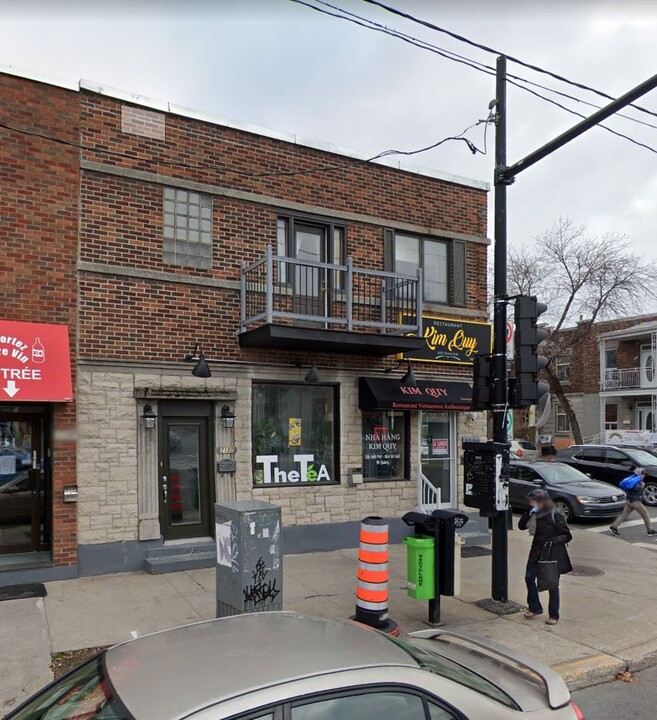 2098-2100 Jean-Talon Rue E in Montréal, QC - Building Photo