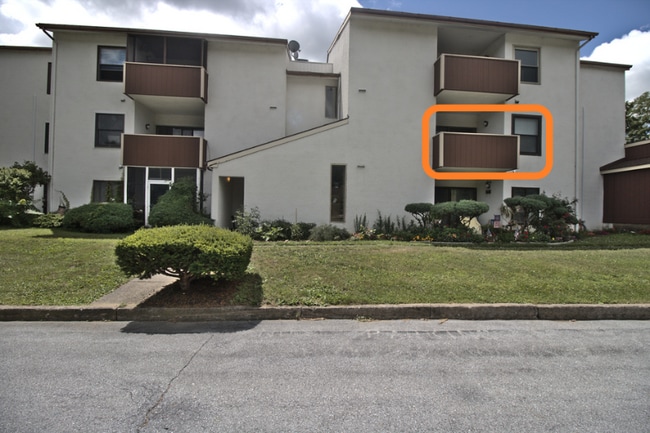 property at 843 Melissa Ct